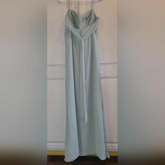 Kendall + Kylie Azazie Formal Dress - Picture 8 of 12